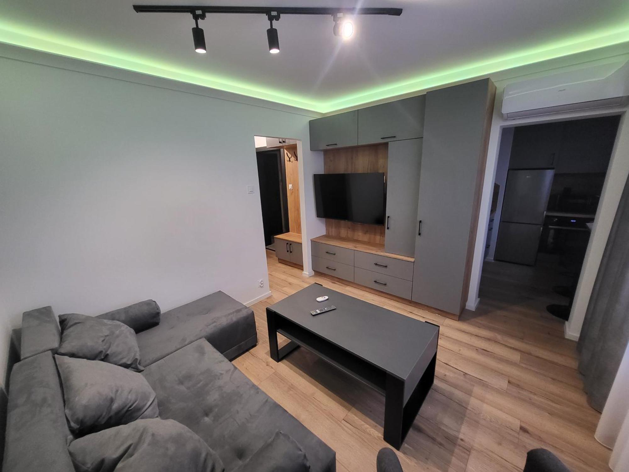 Handy Apartamenty - Mieszkania Na Doby W Centrum Rzeszowa ภายนอก รูปภาพ